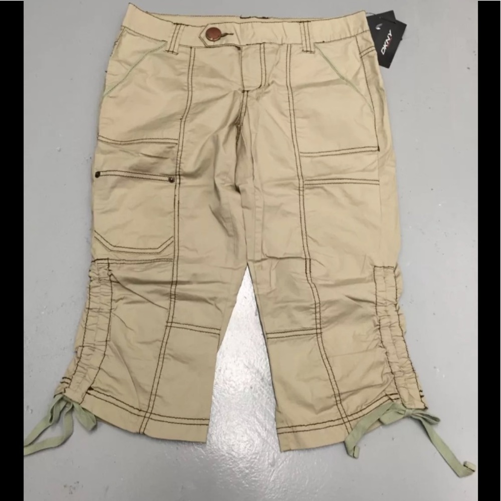 DKNY Active Cropped Khaki Pants, size 7